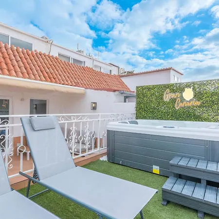 Private Jacuzzi & Vista Al Mar Διαμέρισμα *